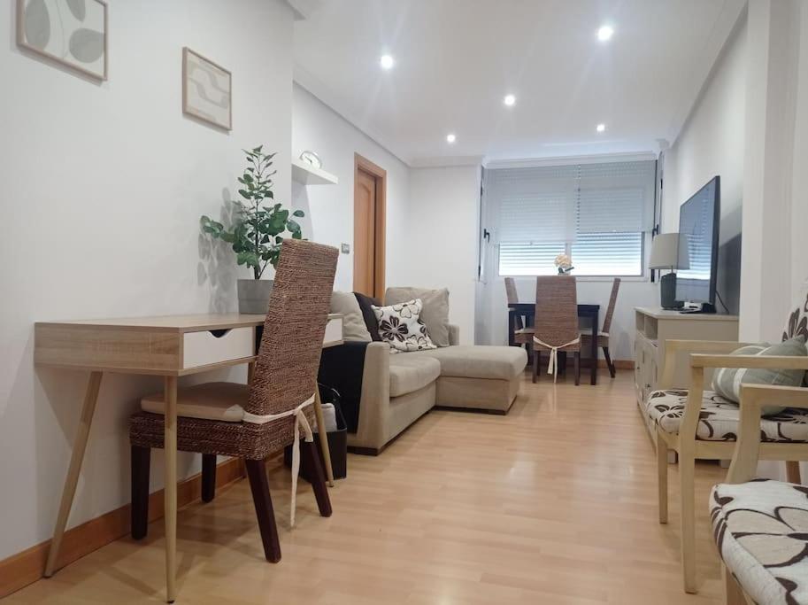 Ferienwohnung Acogedor Piso Cerca De La Playa Ceuta Exterior foto