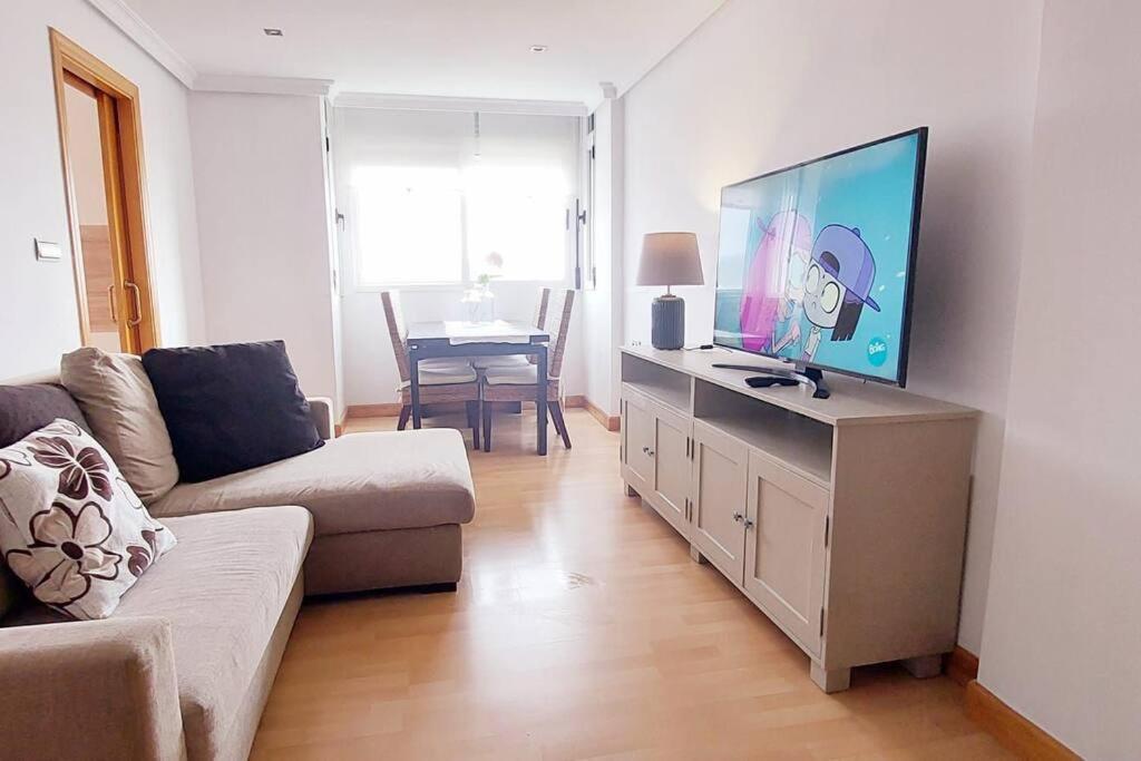Ferienwohnung Acogedor Piso Cerca De La Playa Ceuta Exterior foto